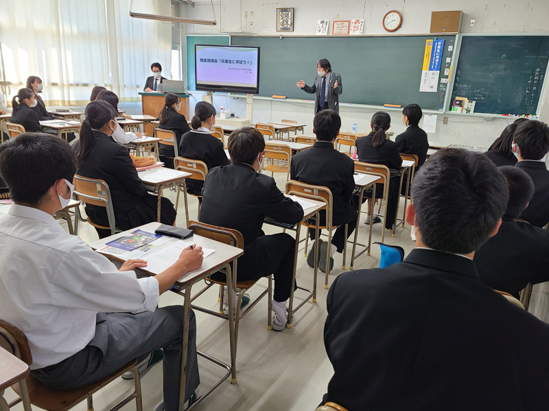 玉龍高校での青少年奉仕活動